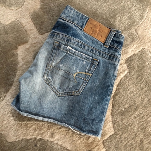 American Eagle Denim Jean Shorts Sz 2 - Picture 3 of 4